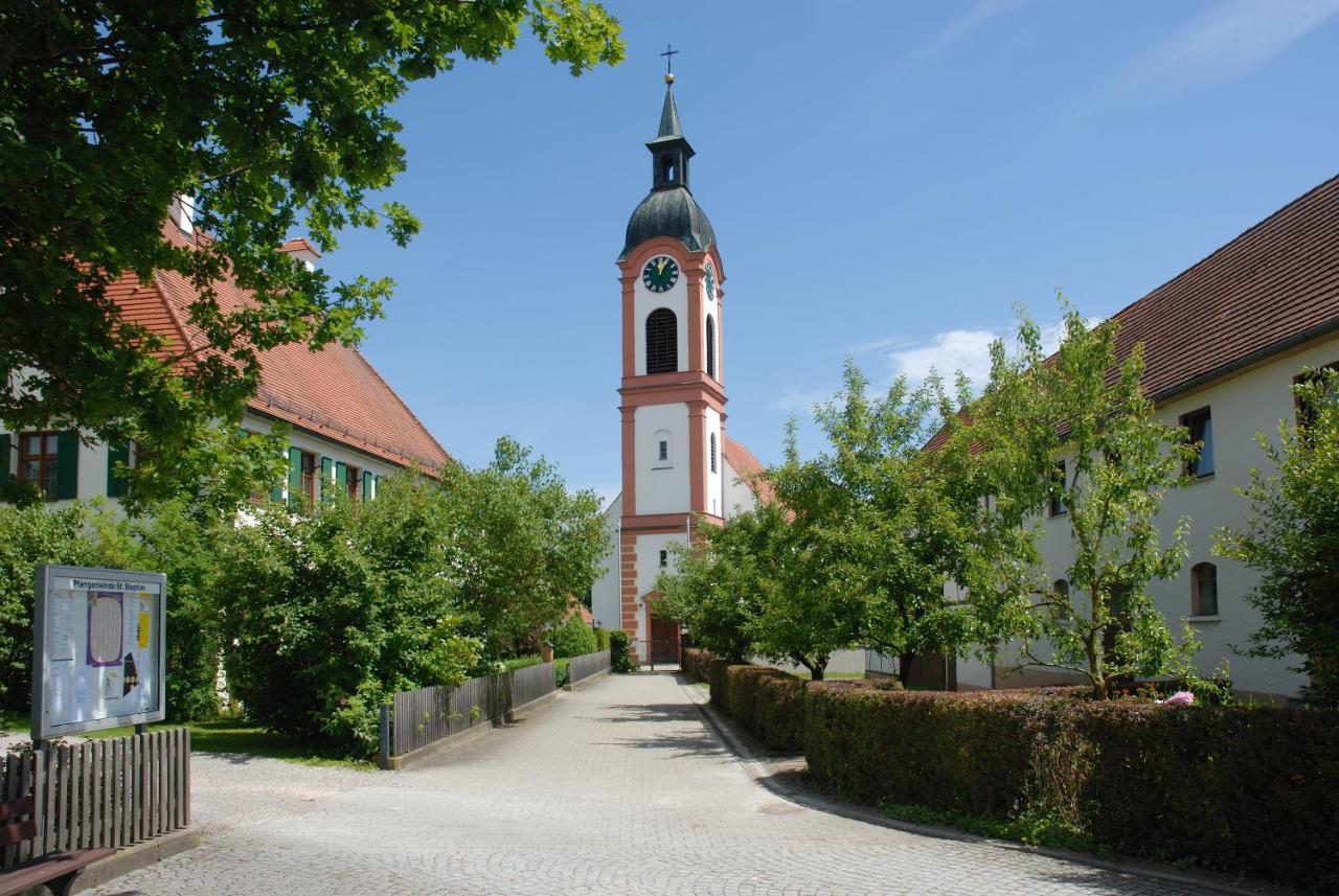 Gastehaus Schlossbrau Ichenhausen Exterior foto